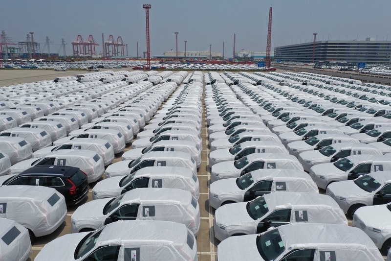 国际汽车码头停谦了恭候出心的中国新能源汽车（图片开尾：ICphoto）