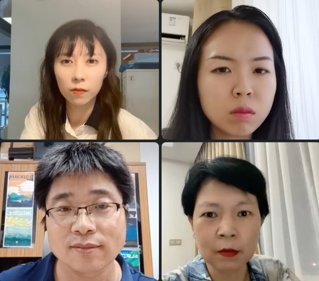 6月16日，北京街头市民全副武装防晒。图源：视觉中国