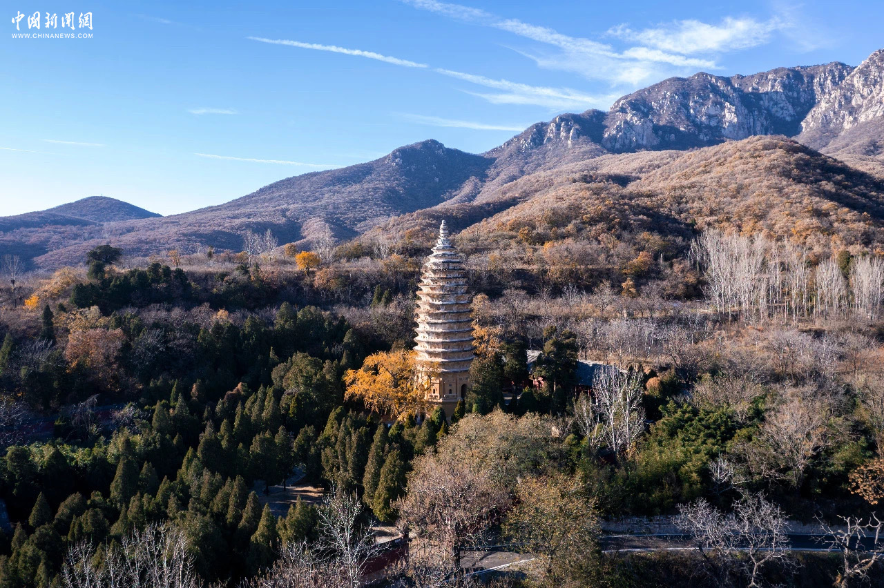 图：嵩岳寺塔航拍