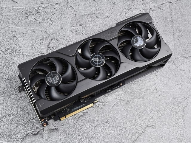 华硕TUF RTX 4080 SUPER O16G GAMING首测 高端首选 比4080更强但价格更低