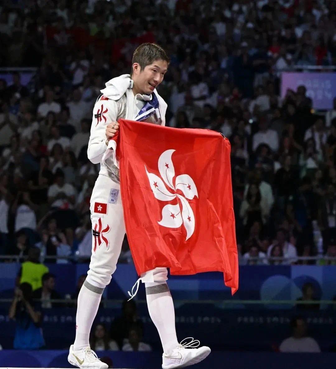 两金一铜!中国香港队张家朗、江旻憓、何诗蓓闪耀巴黎