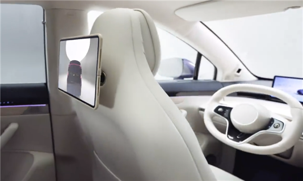 特斯拉Model Y强劲对手 智界R7内饰首曝:S7同款远端仪表