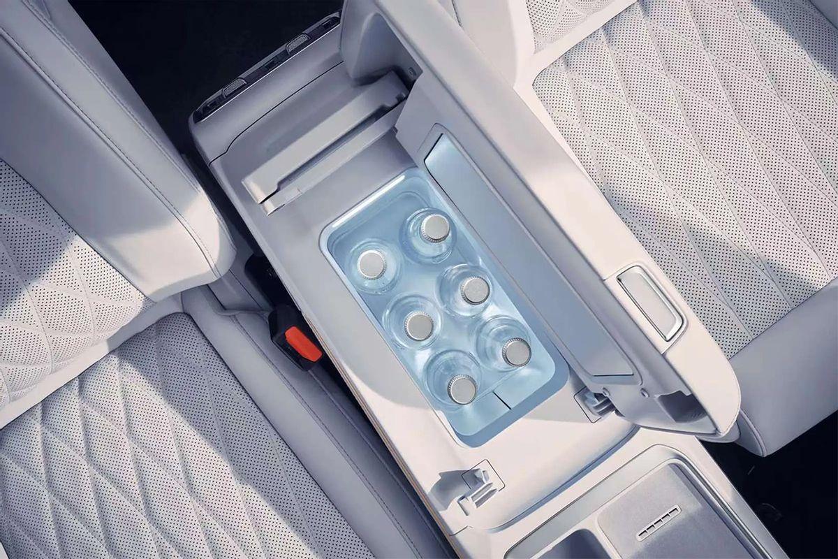 想要冰箱彩电大沙发?不用只盯着理想L8