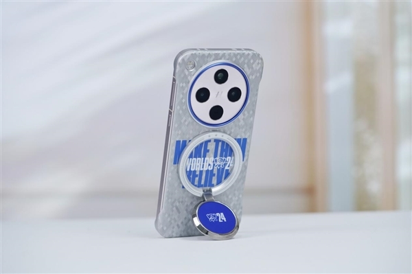 限量5000份!OPPO Find X8系列英雄联盟全球总决赛纪念礼盒图赏