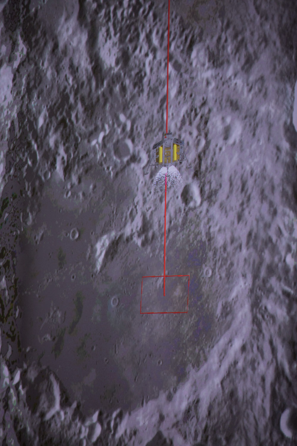 这是2019年1月3日在北京航天飞行控制中心拍摄的降落过程（示意图）。2019年1月3日10时26分，嫦娥四号探测器自主着陆在月球背面南极-艾特肯盆地内的冯·卡门撞击坑内，实现人类探测器首次在月球背面软着陆。新华社记者 金立旺 摄
