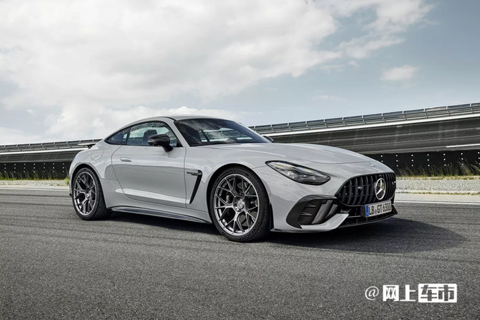 奔驰AMG GT 63新车型发布！定位“赛道”跑车