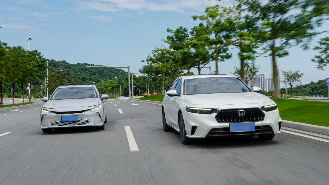 谁才是日系B级车常青树? 本田英仕派对比丰田凯美瑞