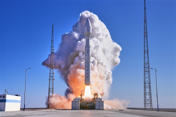 一箭11星!力箭一号冲击中国航天2024最后一发 淘宝88VIP冠名