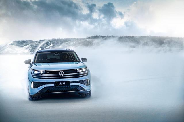 试驾官丨冰雪试驾大众揽境揽巡大块头也能有飘逸走位