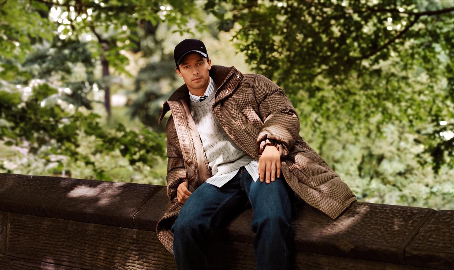PATRICK SCHWARZENEGGER ABBY CHAMPION TOMMY HILFIGER 2024 patrick-schwarzenegger-abby-champion-tommy-hilfiger-2024