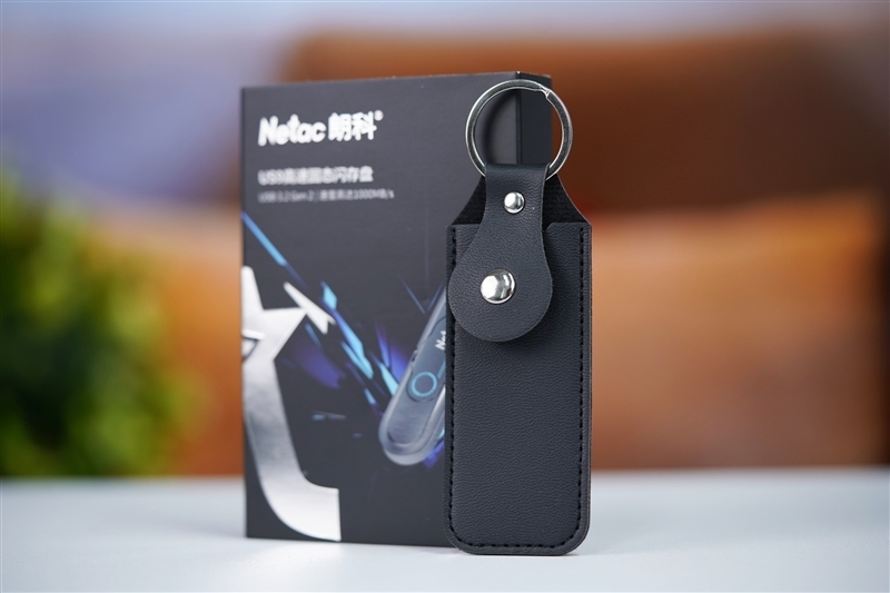 朗科US9固态U盘评测:双接口超方便、1GB/s读写两倍于SATA SSD