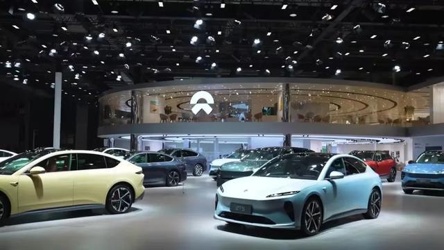2023年财报：“蔚小理”走向不同发展轨迹_凤凰网汽车_凤凰网