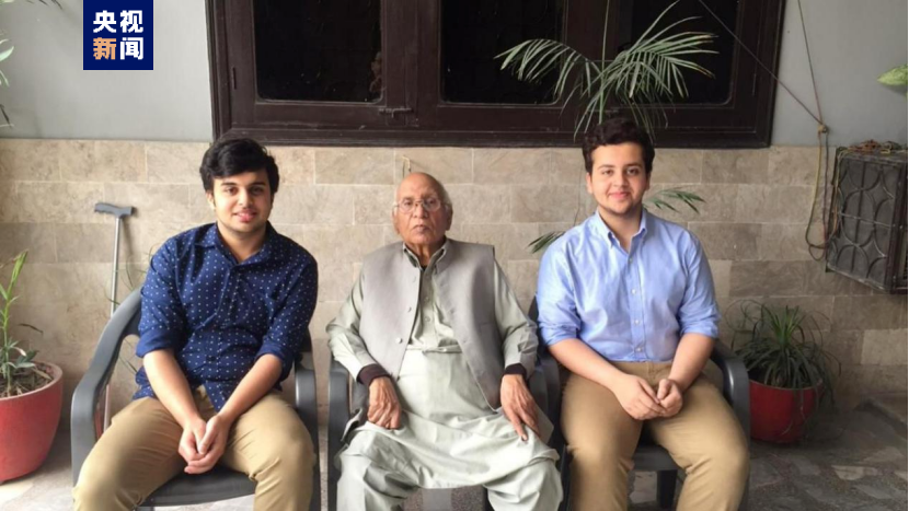 △塔希尔的父亲和儿子们