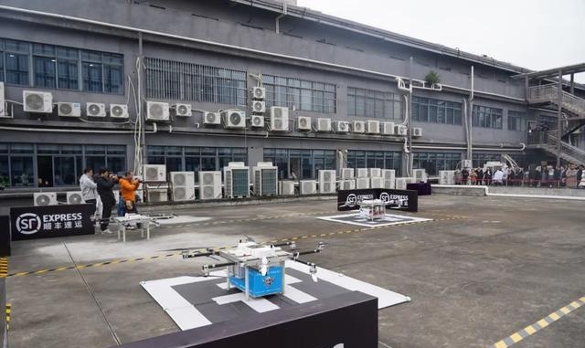 使用无人机低空运输首饰珠宝,深圳首条“黄金”航线开通