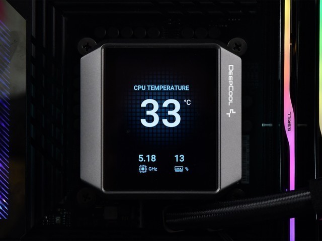 九州风神冰暴360水冷散热器评测:自带屏幕的散热高手