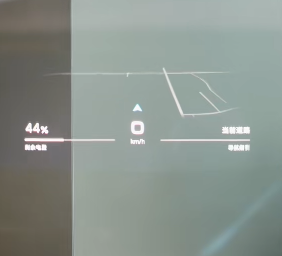 雷军亲自体验小米SU7!手表解锁、自动翻转仪表盘酷炫