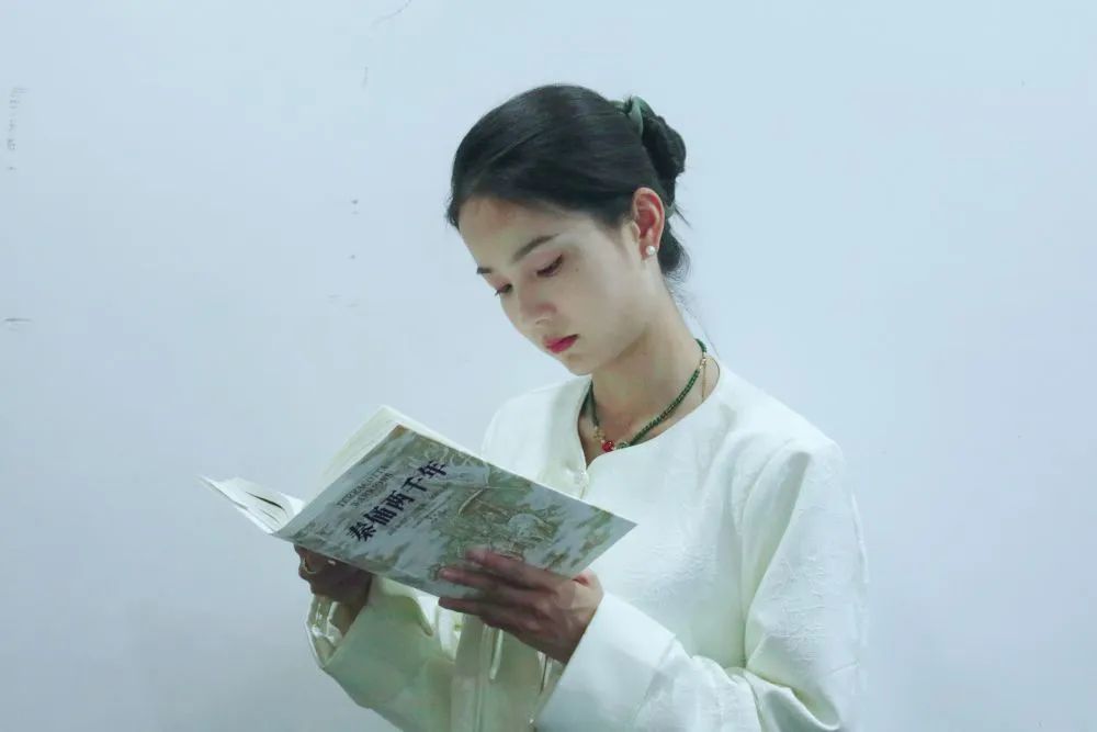 王钰在读书