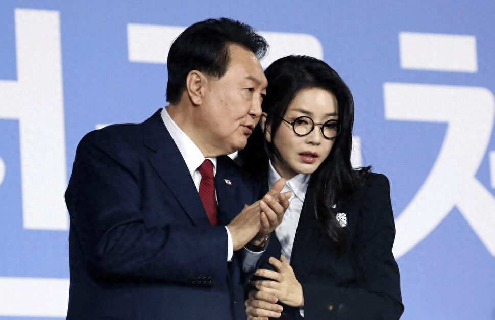 尹锡悦和夫人金建希 资料图