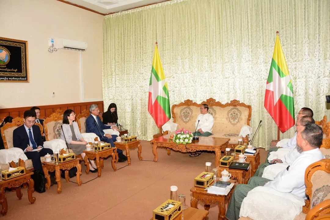 中国驻缅甸大使陈海会见缅甸联邦选举委员会主席哥哥