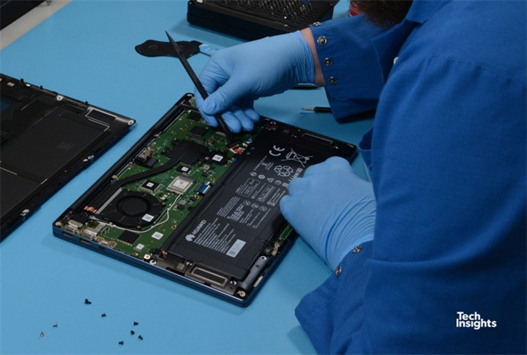 Huawei-Qingyun-L540-Laptop-teardown.jpg