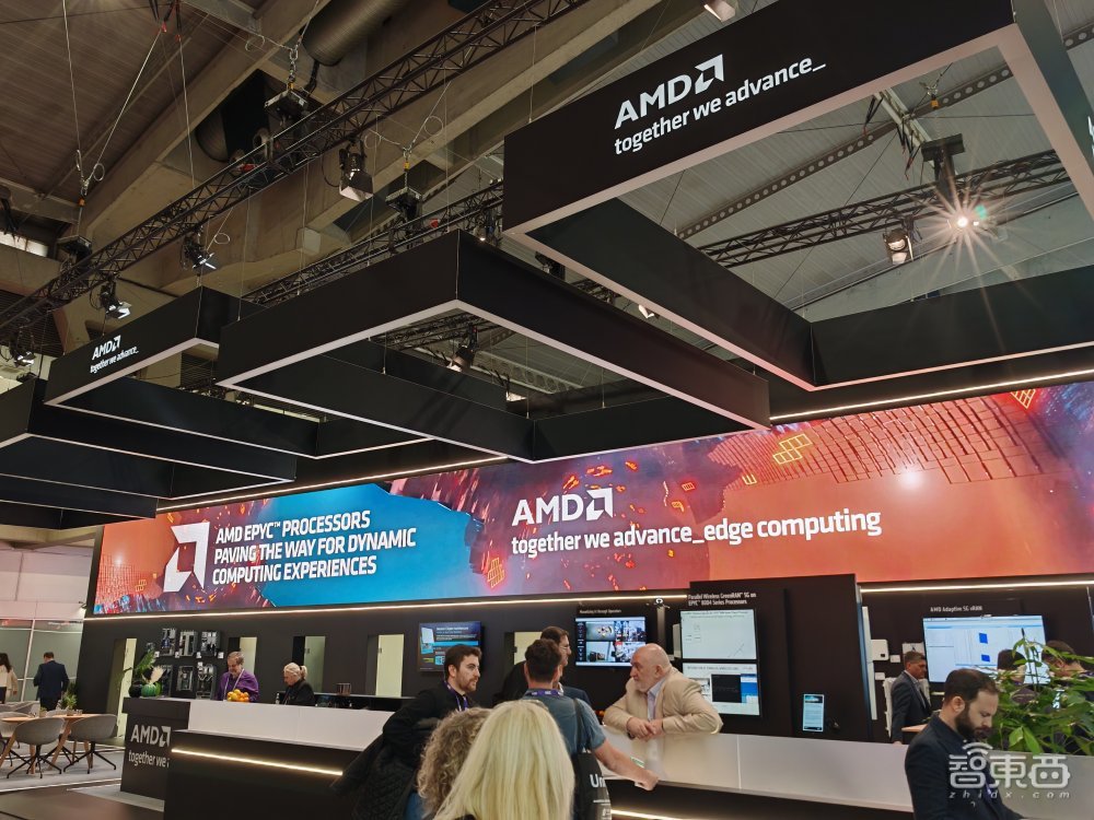 12家AI芯片创企,盯上大模型生意