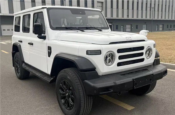 国产硬派越野开山鼻祖!北汽制造新212官宣:6月6日发布