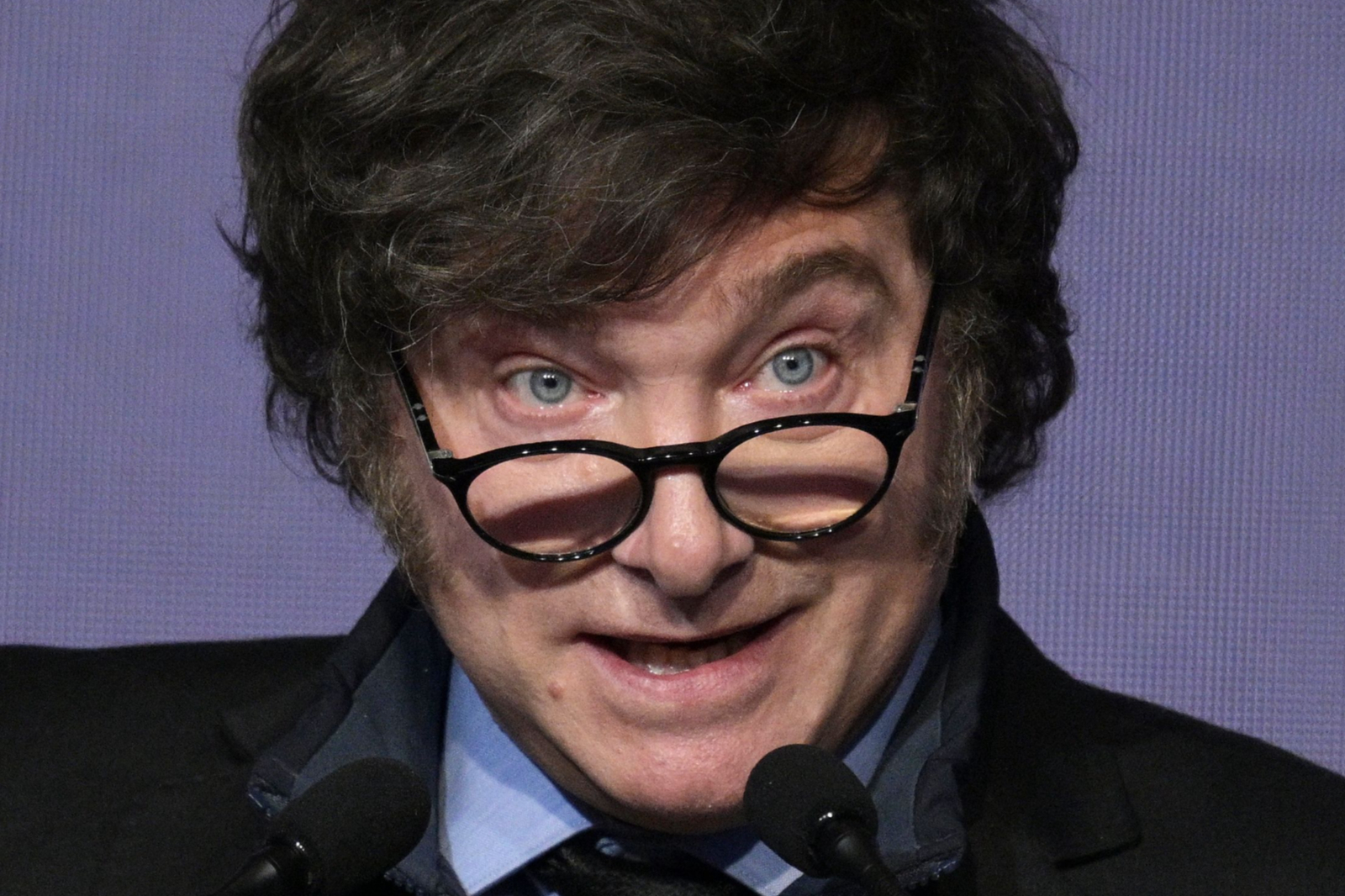 米莱“休克疗法”起效了？时隔一年阿根廷经济终于走出衰退_凤凰网