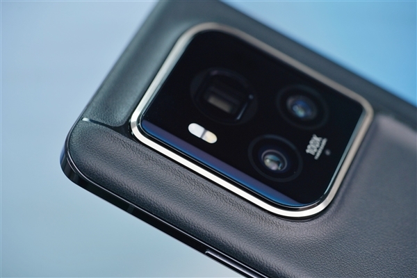 鹰眼相机设计更灵动!荣耀Magic6至臻版图赏