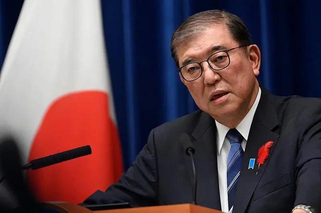日本首相二战后换了36位，为何“走马灯”？
