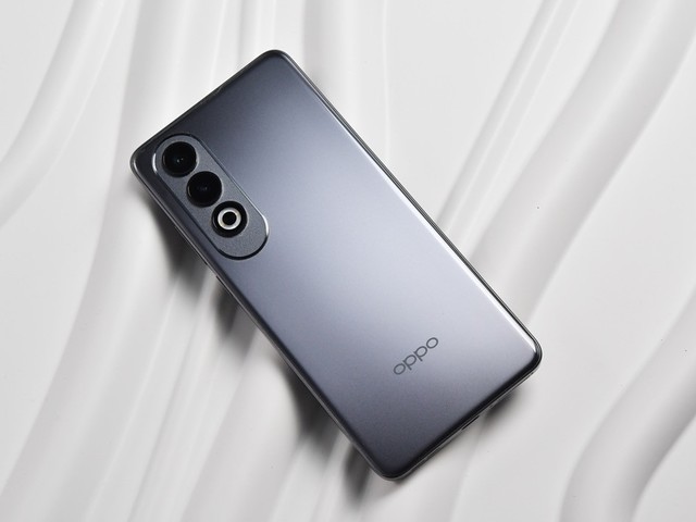 OPPO K12全面评测:百瓦快充大电池 打造大众好手机