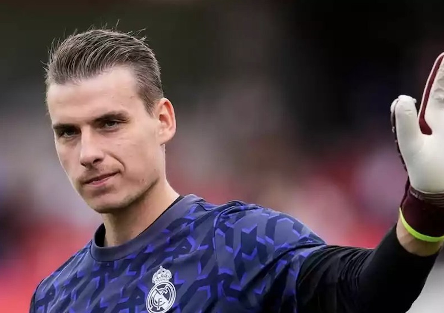 Relevo：皇马门将教练略皮斯用采用多机位方式记录门将训练_凤凰网, image size:1484x1046