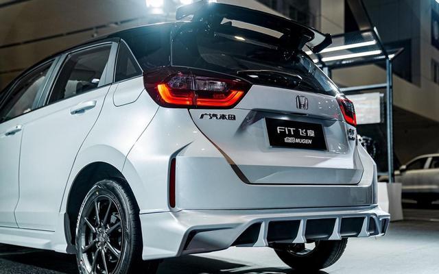 年轻人的第一台改装车!飞度/型格无限mugen版上市,仅9.78万起