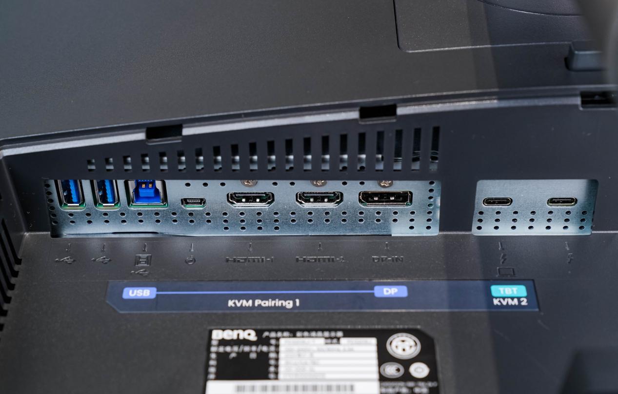 明基PD3206U显示器评测:软硬件协同的4K专业设计师显示器