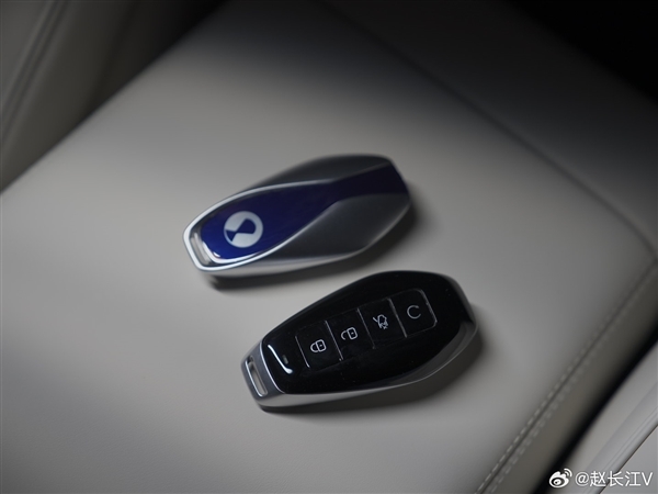 比亚迪D级猎跑腾势Z9GT展车到店实拍!8月20号预售 当日可下单