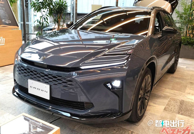 丰田皇冠全新SUV到店实拍国产与汉兰达同平台打造-图1