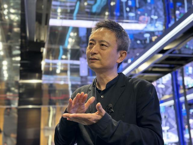 中央美术学院教授费俊谈元宇宙艺术作品与空间