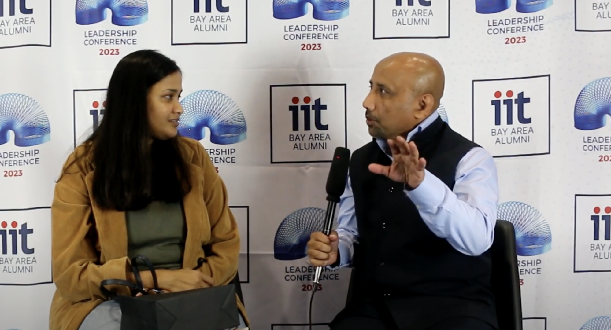 Niki Parmar 接受采访 ｜图片来源：YouTube 频道 IIT Bayarea