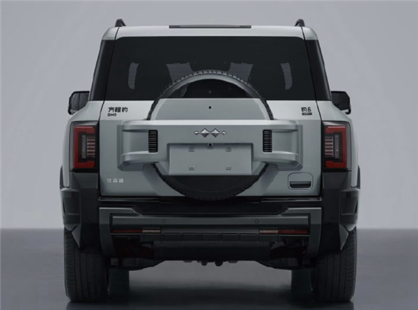 旗舰SUV!方程豹豹8申报图公布:预计售价50万级