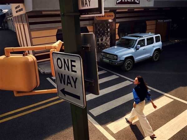 性能提升 油耗降低!坦克300 Hi4-T今晚开抢:限量3000台