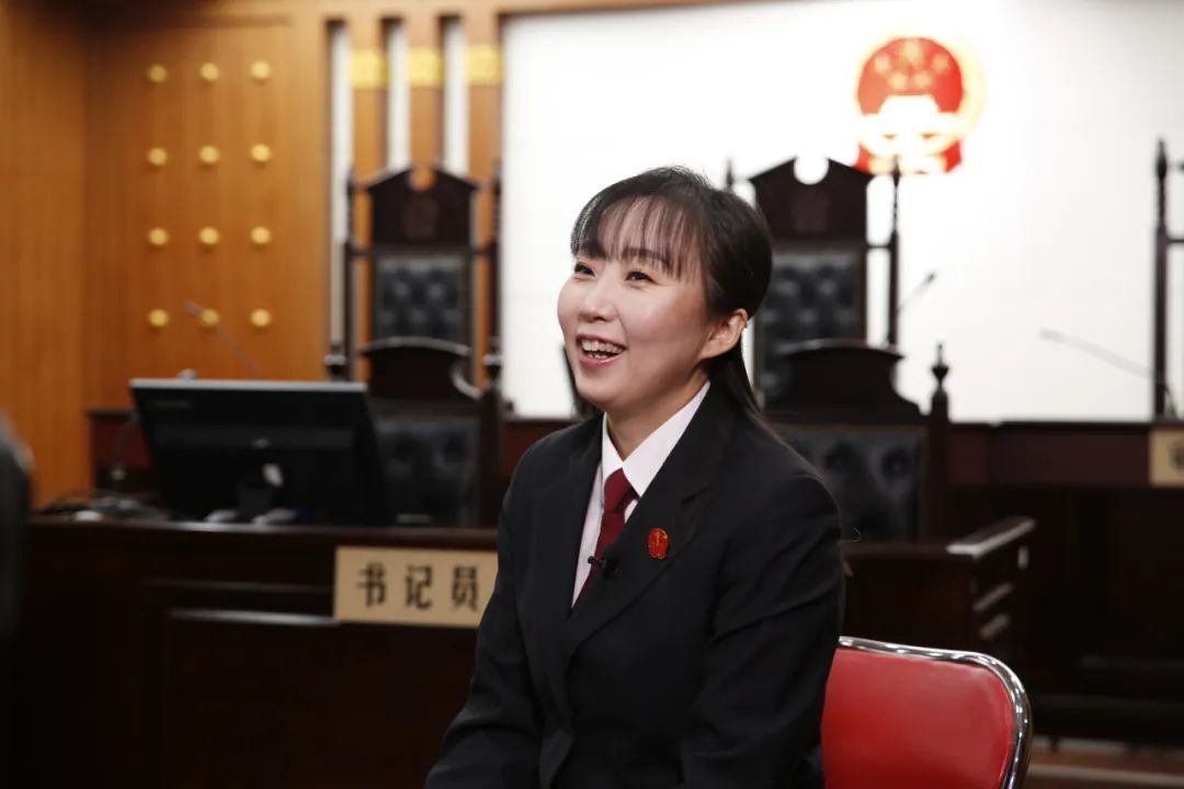 14年金博体育中国官方网站，她办过希有“房子奇案”