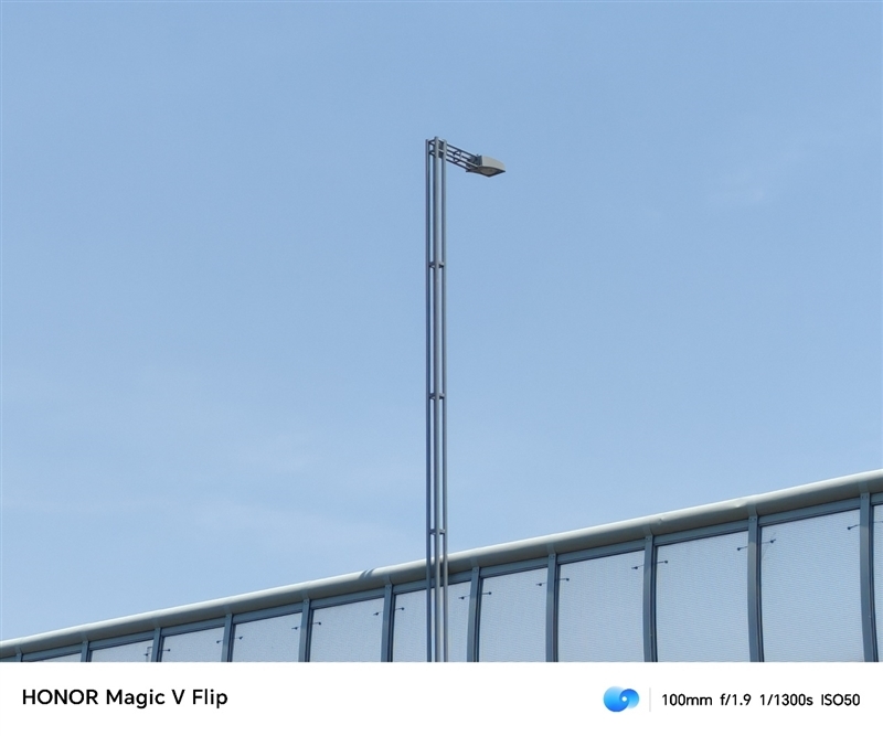 荣耀首款小折叠!荣耀Magic V Flip评测:4英寸超大外屏我能玩一天