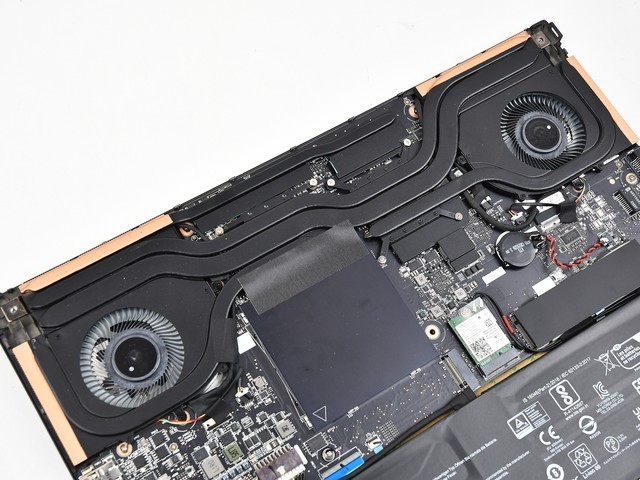 上手体验微星绝影16 AI Studio 2024:做工精湛 性能强悍的AI PC