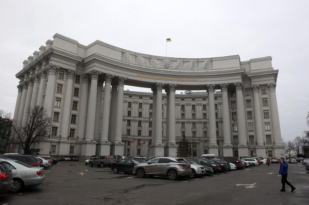 乌克兰称俄内务部将乌总统列入通缉名单毫无价值