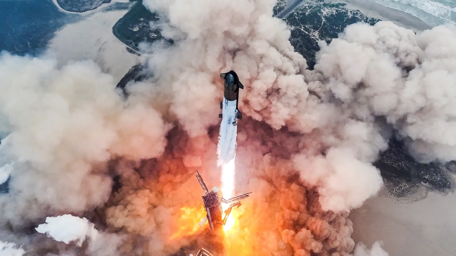 ▲6月6日，SpaceX开发的超大型宇宙飞船“星舰”发射