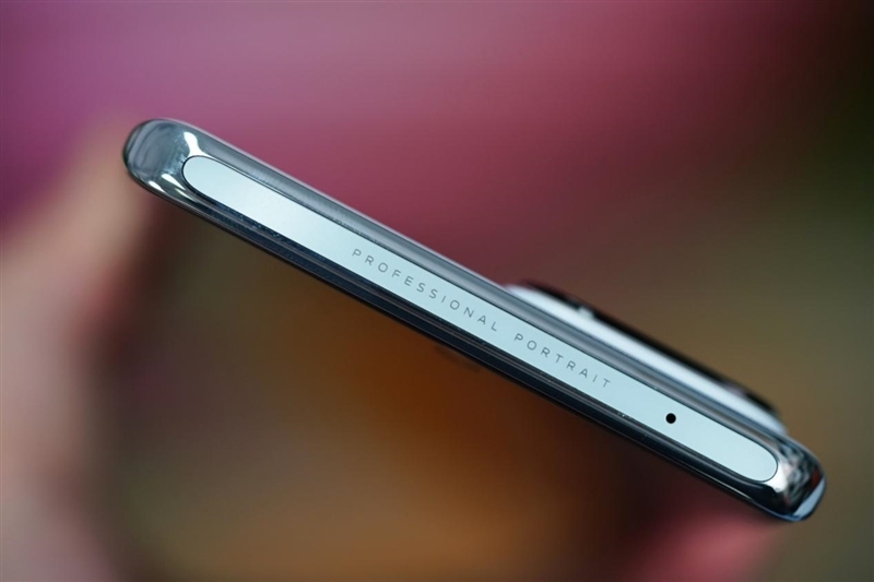 打破人像手机性能边界!vivo S18 Pro评测:不仅拍人好 玩游戏更出色