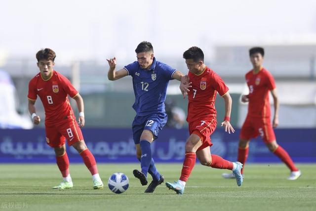 2-0、1-0，连败亚洲杯冠亚军，中国足球扬眉吐气有望力压日韩出线