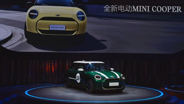 做最有趣的电动车，18.98万元起电动MINI Cooper “三年磨一剑”