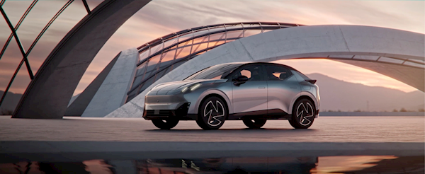 领克首款纯电SUV!领克Z20全球首秀:250kW后驱电机上车