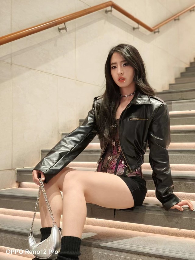 OPPO Reno12 Pro 全面评测,超美小直屏,创造千禧时尚新风潮
