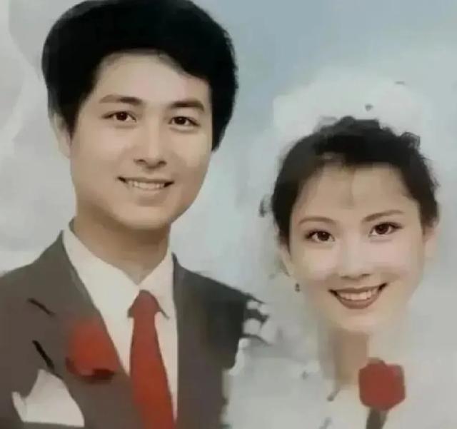 “为获资源,顶流女星陪睡老板被儿子抓包”原来演艺圈真有潜规则